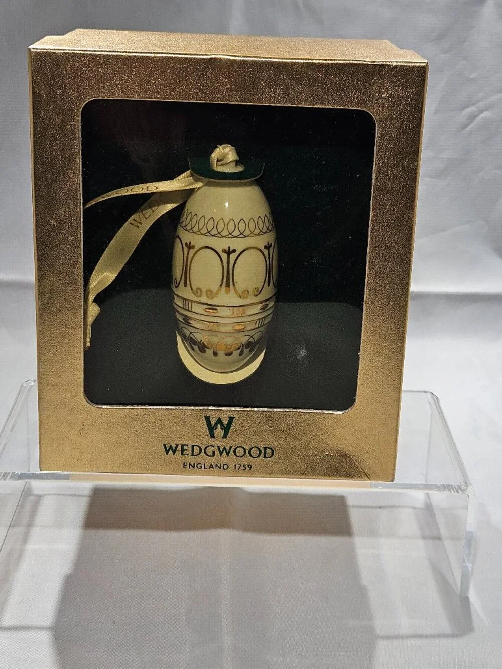 Wedgwood Beresford Holiday Christmas Ornament
